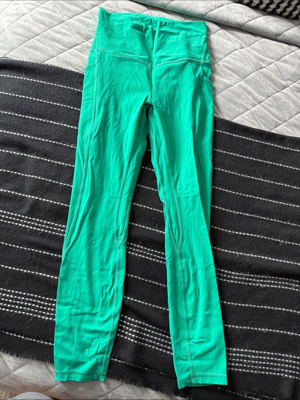 Lululemon green High-Waist Leggings with pockets